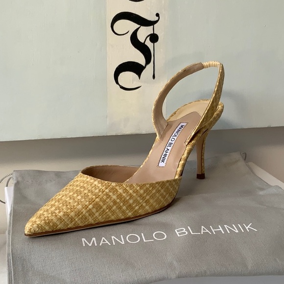 manolo blahnik carolyne 70